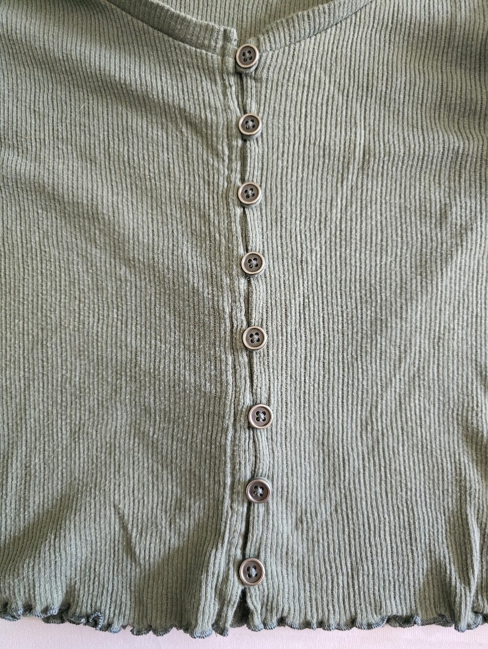 American Eagle Ribbed Button Front Ruffle Hem Long Sleeve Size Small - Picture 4 of 9